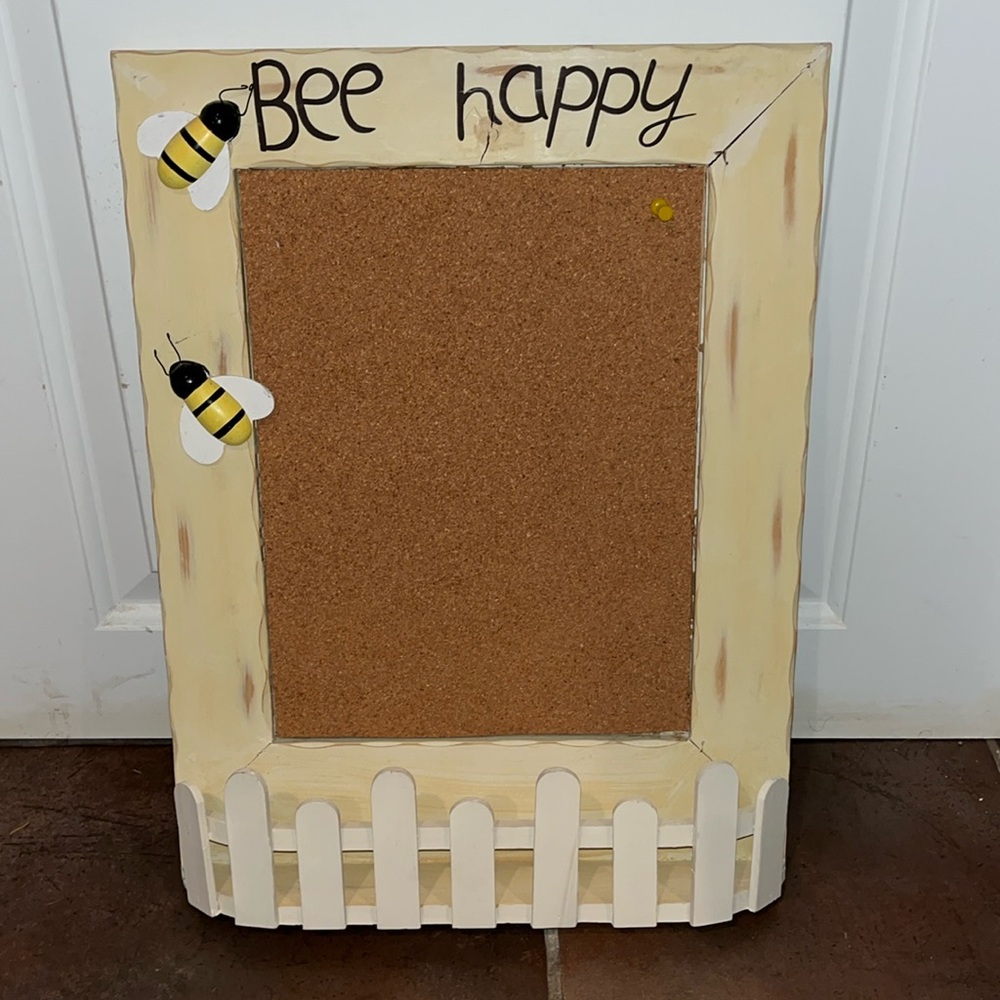 Vintage Country Cork Board w/ Shelf Bumble Bees Kitchen pantry organizer mail